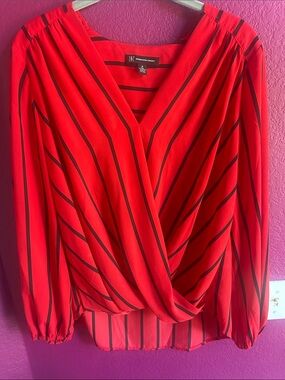 🔥 3 FOR $25 SALE 🔥 INC International Concepts Red Blouse with Black Stripes